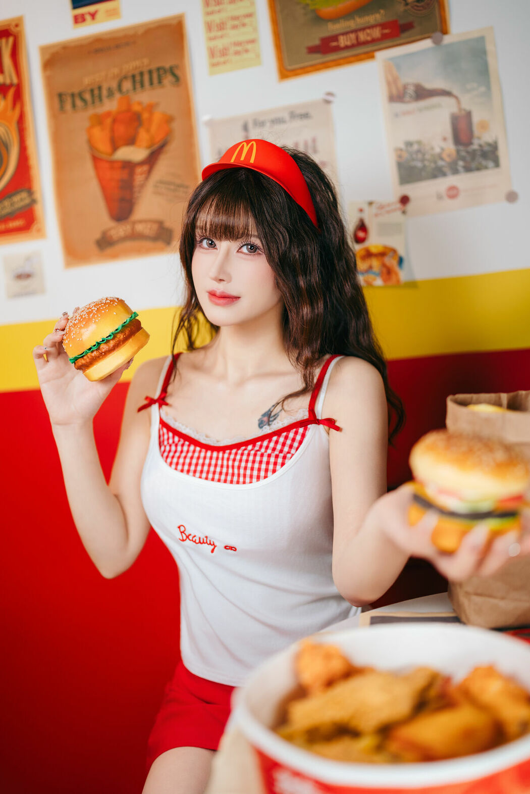 Coser@鹿八岁 – 麦门打工日记 (18P)