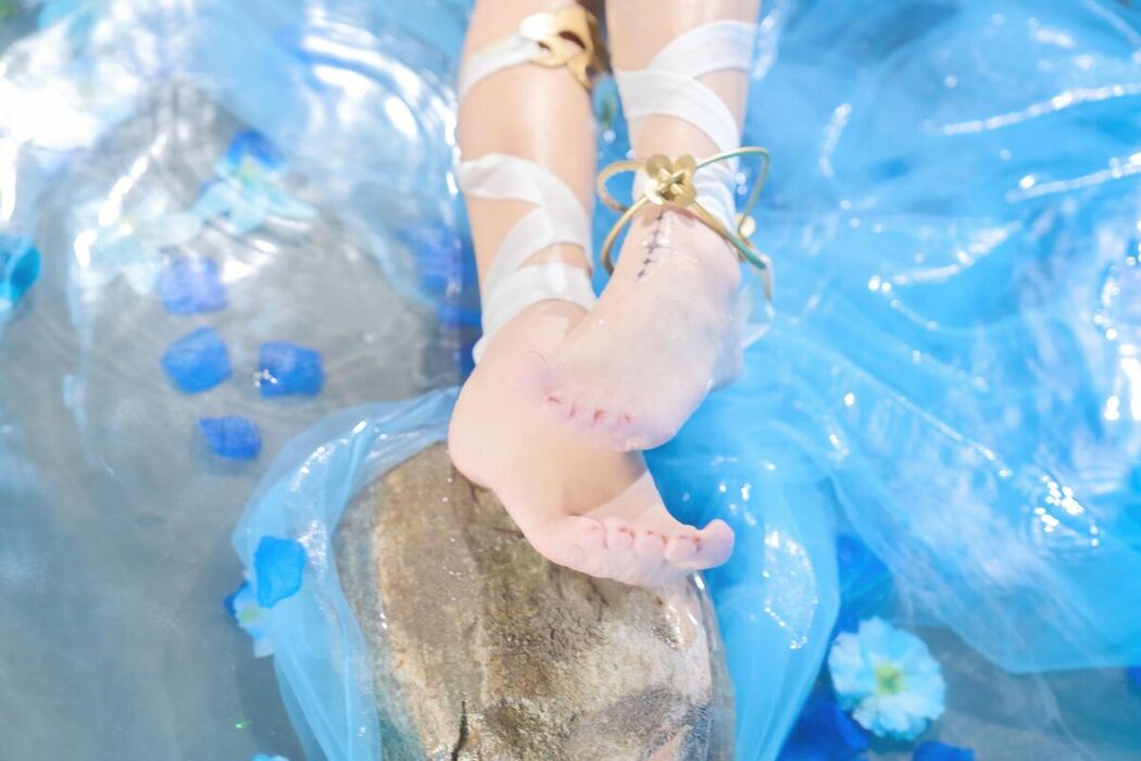 Coser@阿薰kaOri – 鸣潮 谕女尤诺 Part02 (72P)