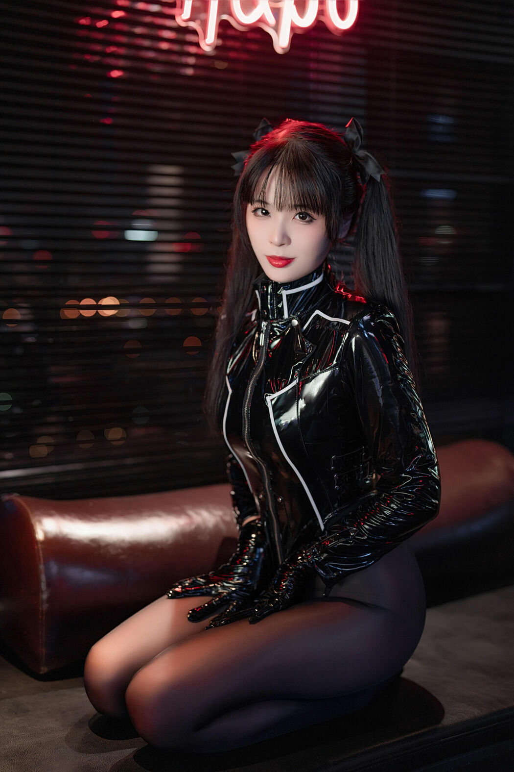 Coser@轩萧学姐 – 黑丝通讯官 (61P)