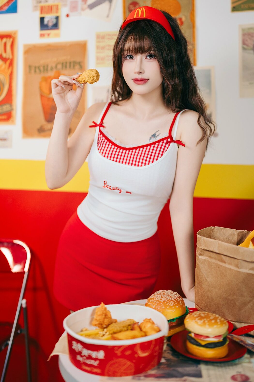 Coser@鹿八岁 – 麦门打工日记 (18P) Cover Photo