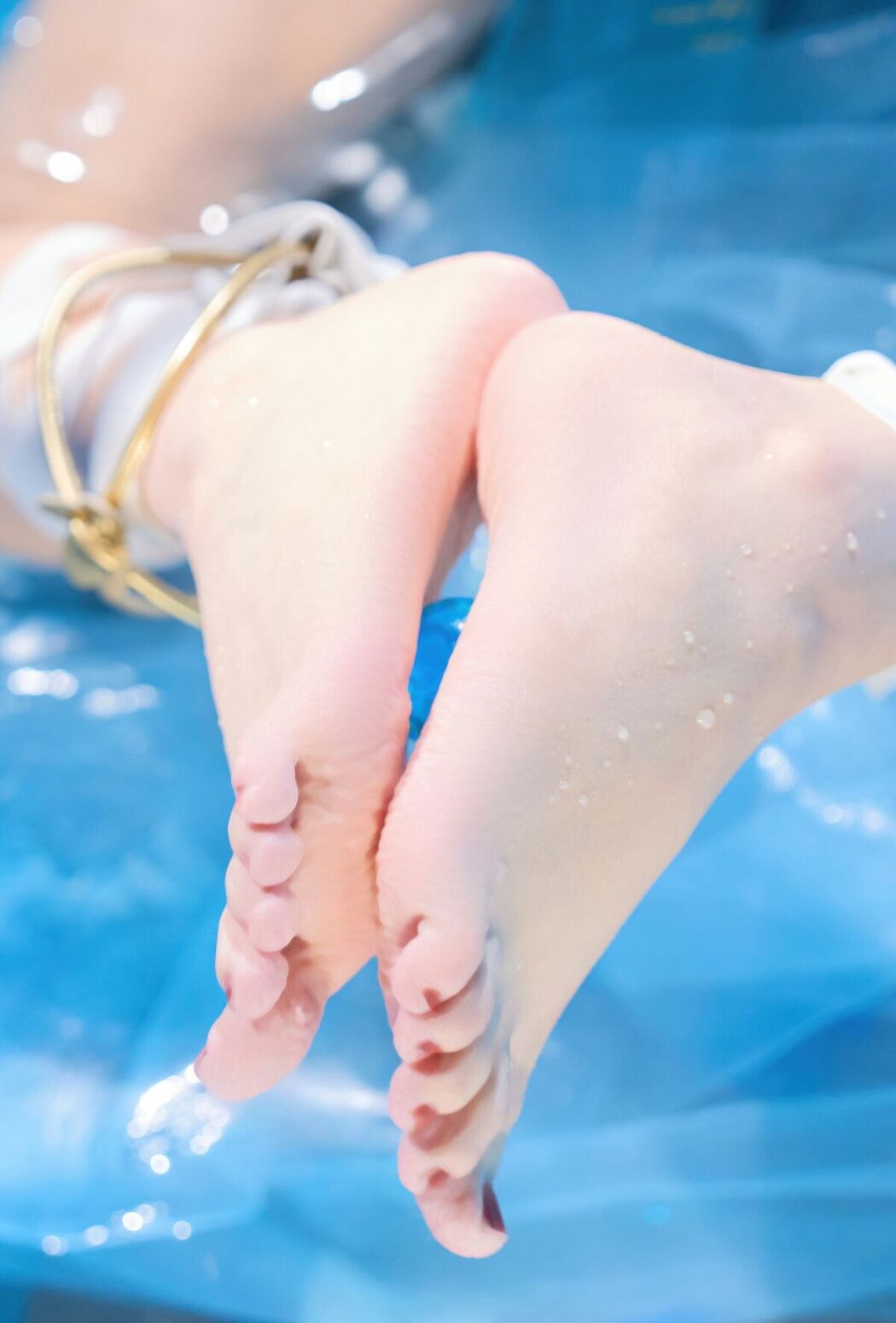 Coser@阿薰kaOri – 鸣潮 谕女尤诺 Part03 (72P)