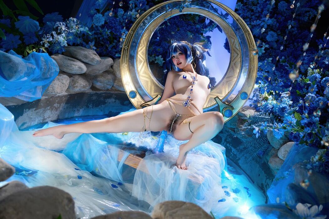 Coser@阿薰kaOri – 鸣潮 谕女尤诺 Part02 (72P)