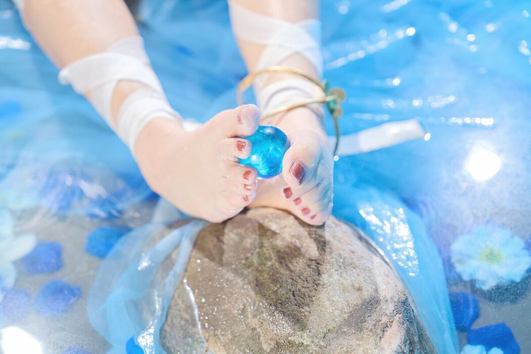 Coser@阿薰kaOri – 鸣潮 谕女尤诺 Part02 (72P)