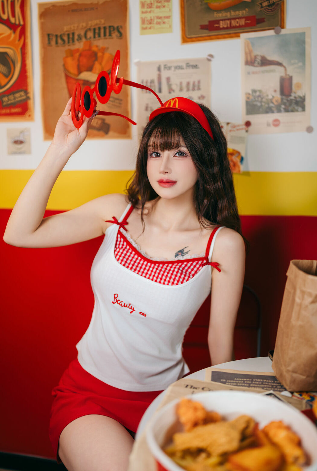 Coser@鹿八岁 – 麦门打工日记 (18P)