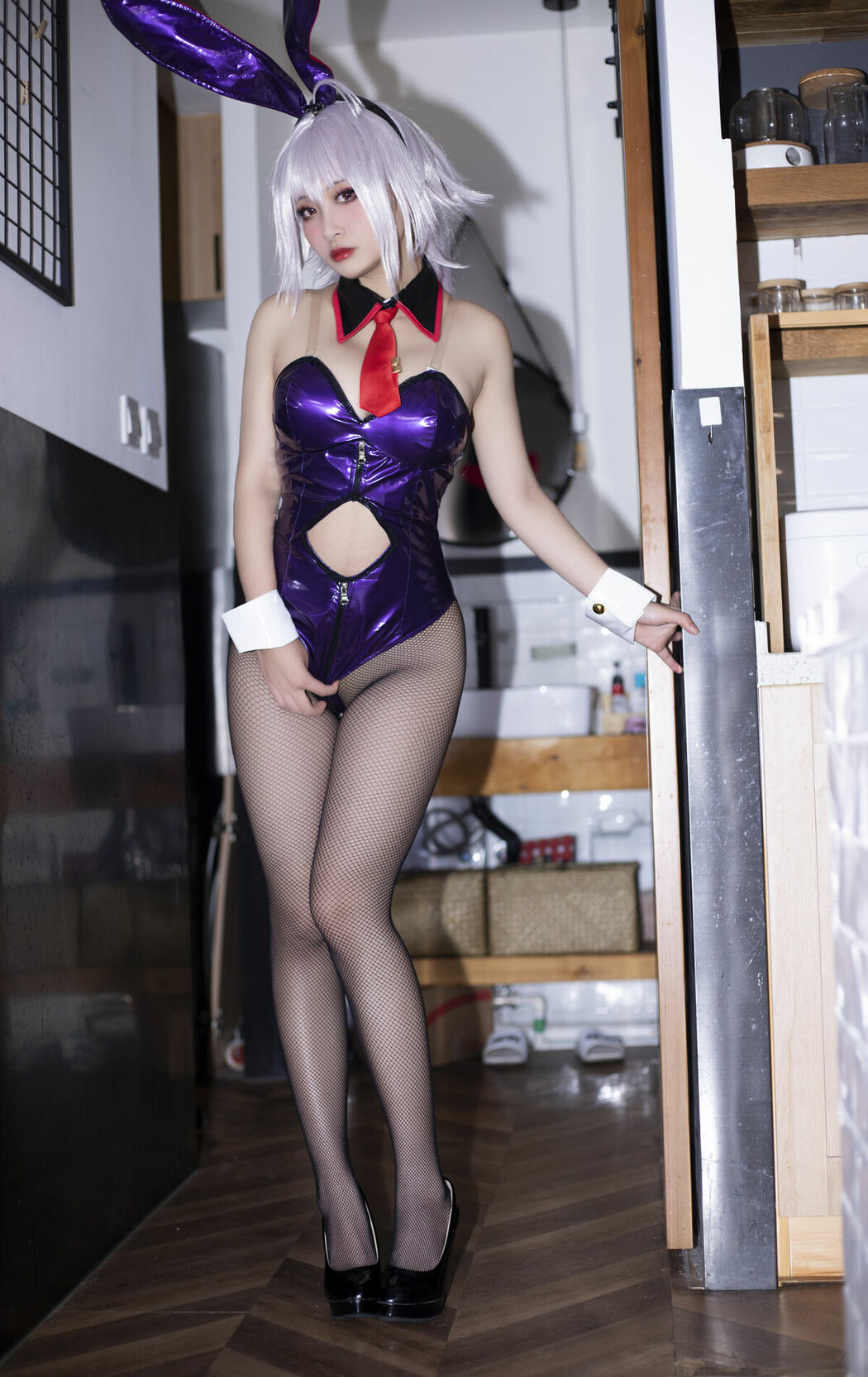 Coser@洛璃LoLiSAMA – FGO虞姬 女仆比基尼 (69P)