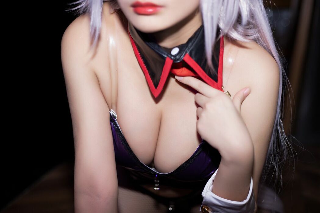 Coser@洛璃LoLiSAMA – FGO虞姬 女仆比基尼 (69P)