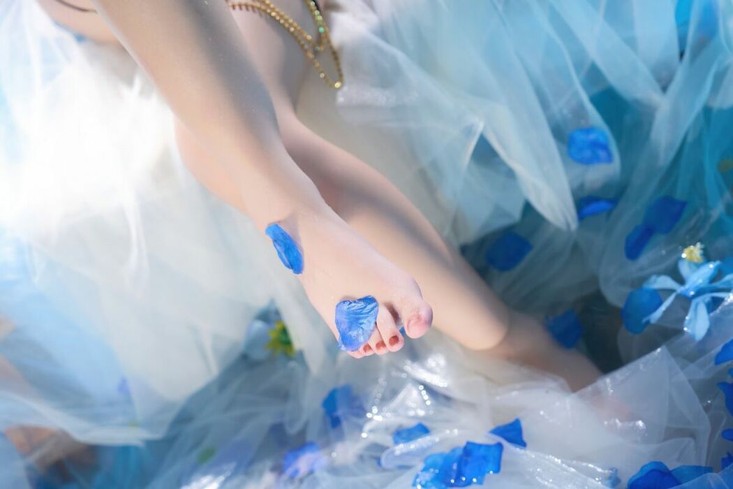 Coser@阿薰kaOri – 鸣潮 谕女尤诺 Part03 (72P)