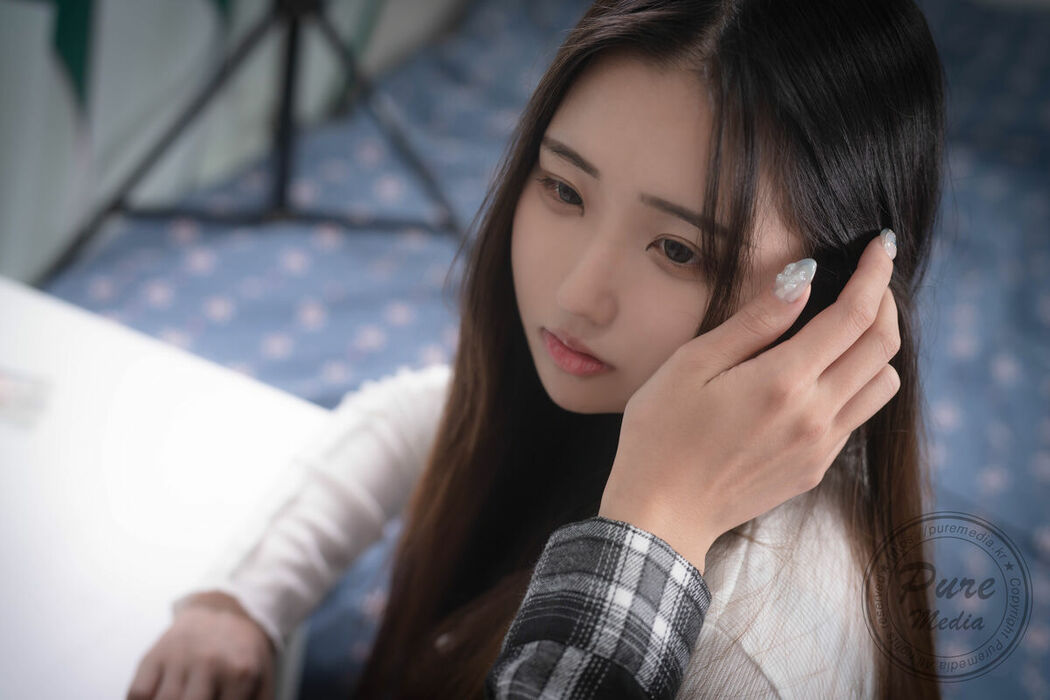 Pure Media Vol.307 – Yeha 예하 And Yuna Part01 (55P)