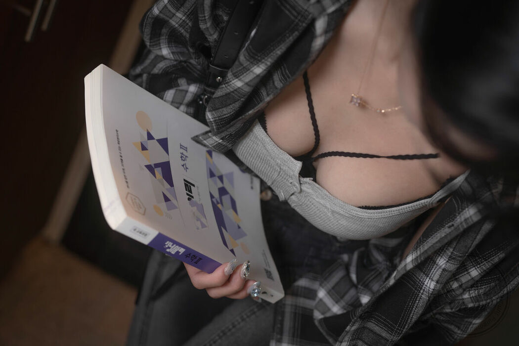 Pure Media Vol.307 – Yeha 예하 And Yuna Part01 (55P)