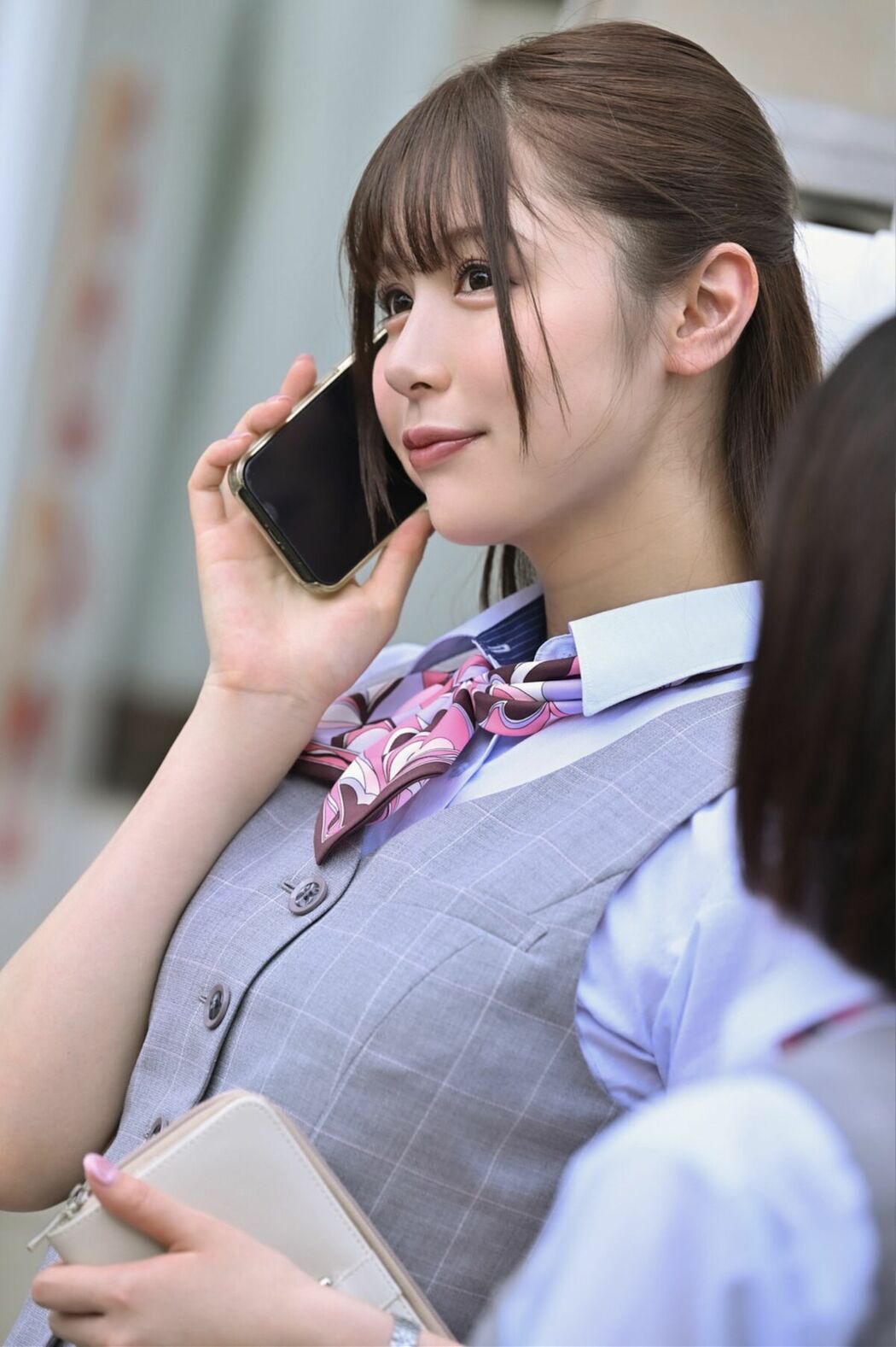 JP 働くオンナ図鑑 01 グラビア写真集 Part01 (48P)