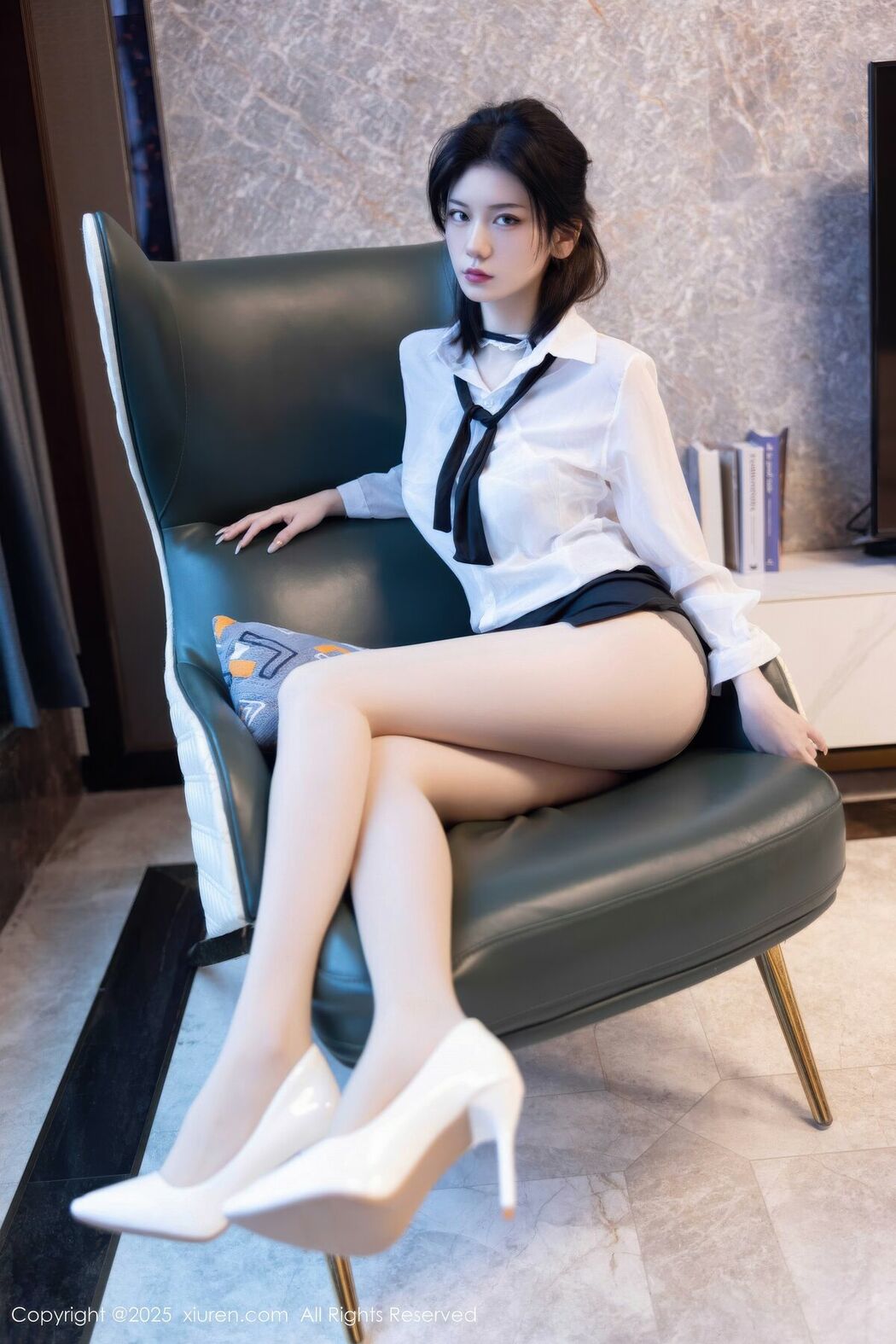 XiuRen秀人网 No.11077 Ling Qi Qi (81P)