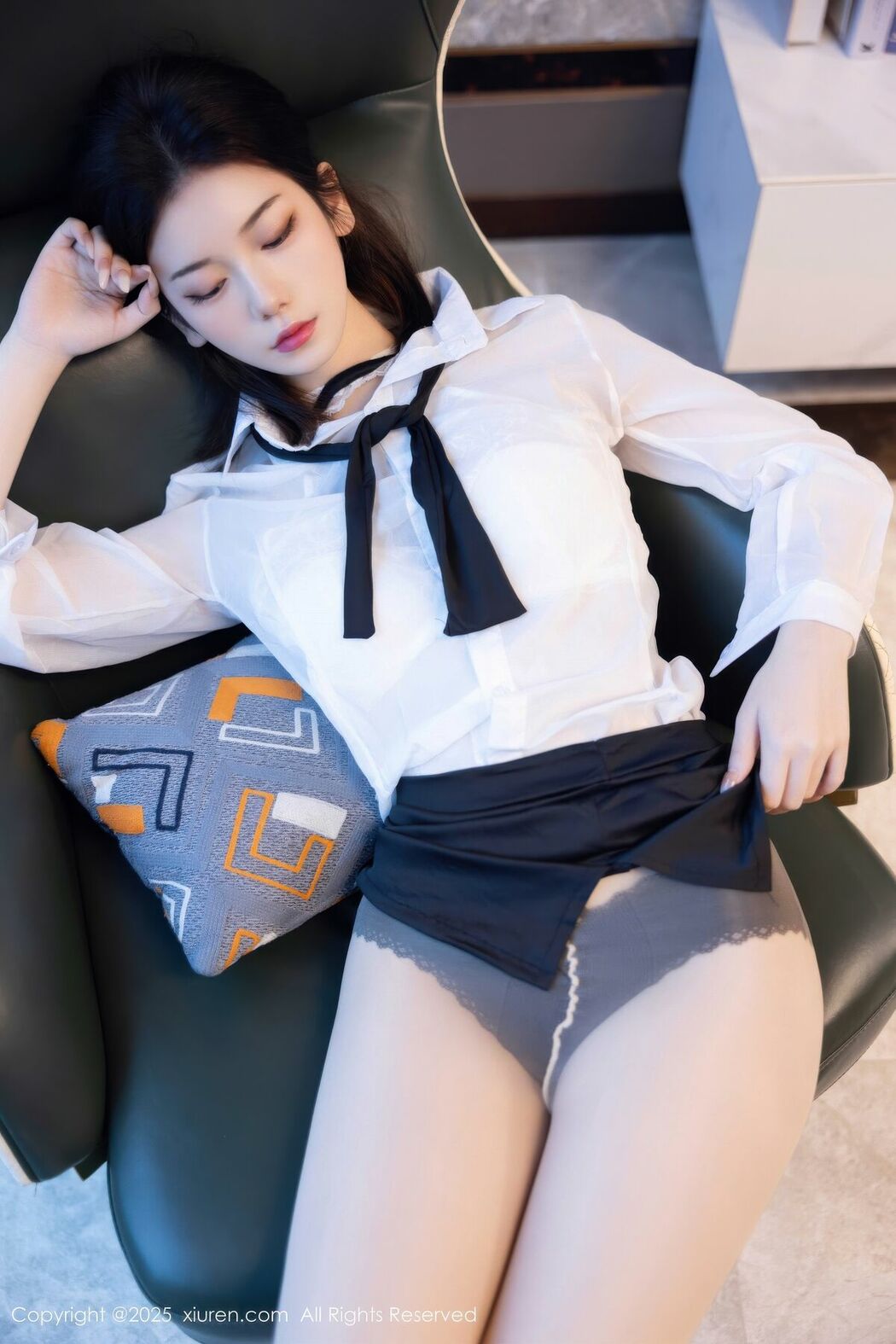 XiuRen秀人网 No.11077 Ling Qi Qi (81P)