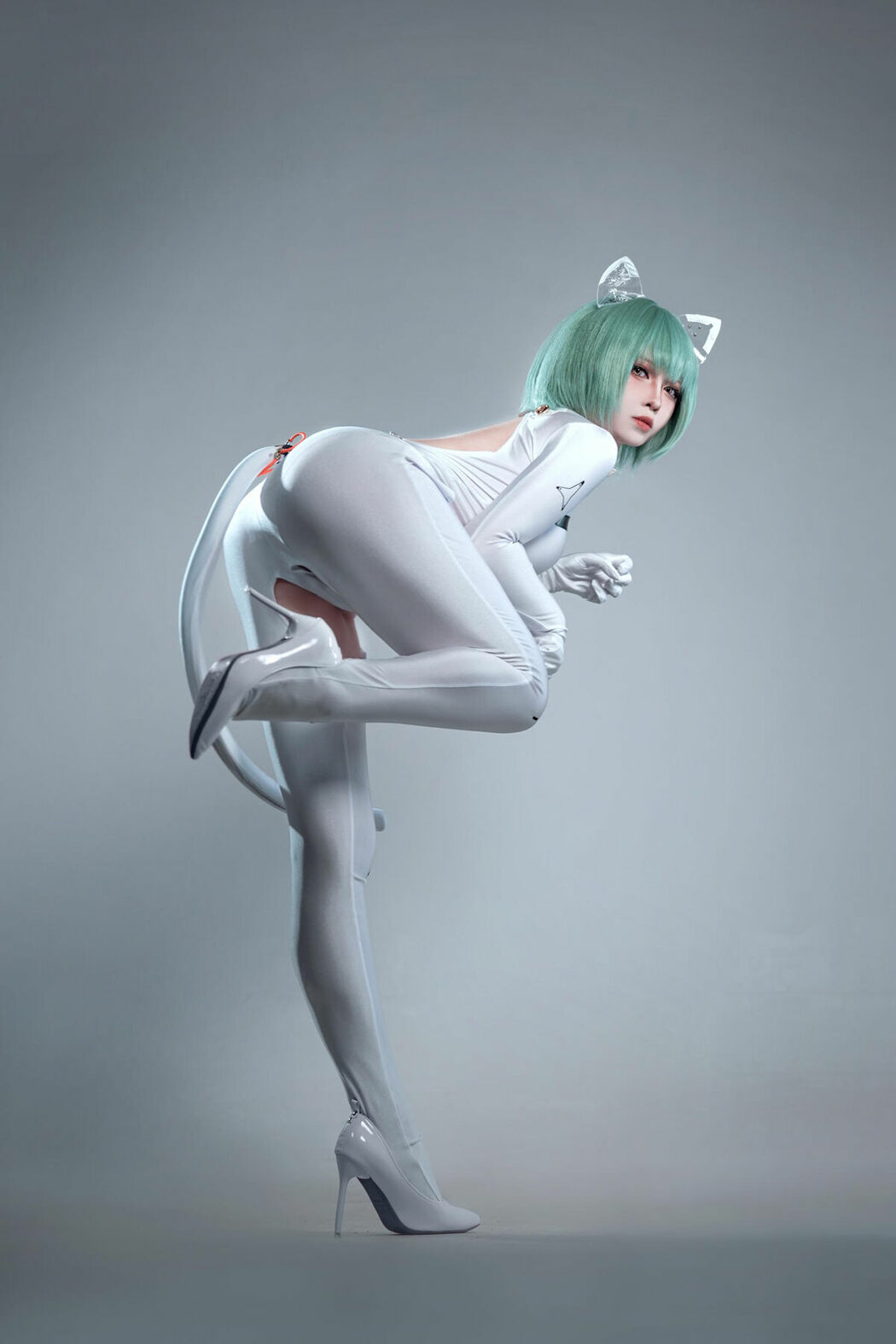 Coser@半半子 – 碧蓝航线 纳希莫夫 (39P)