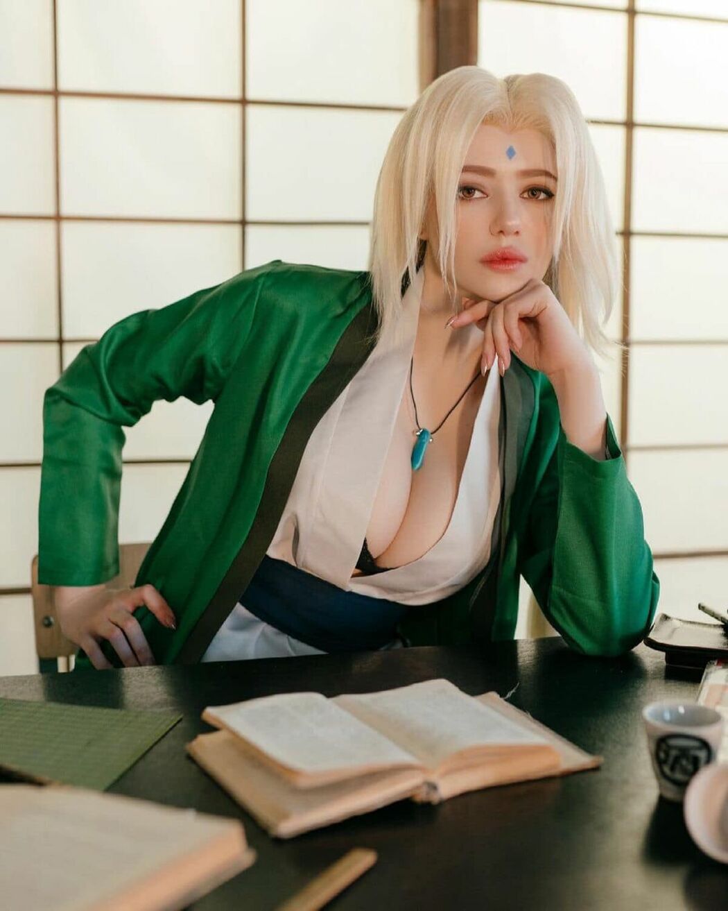 Coser@Alina Becker – Tsunade (18P)