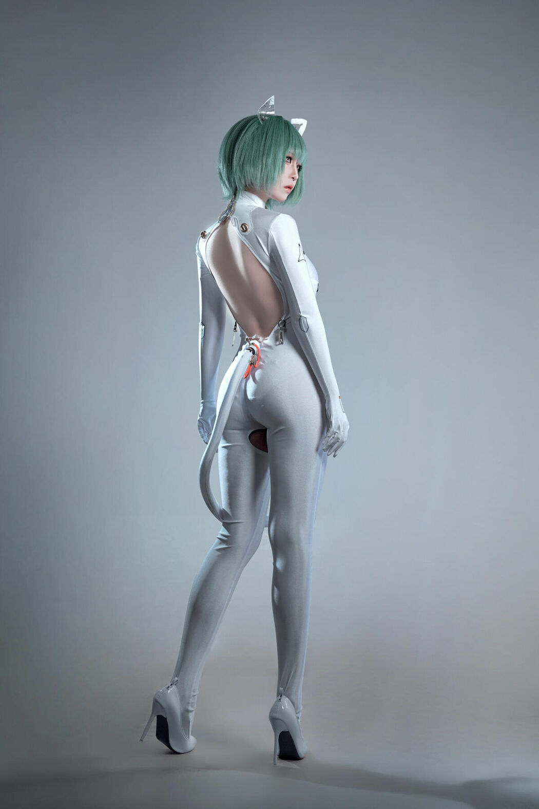 Coser@半半子 – 碧蓝航线 纳希莫夫 (39P)