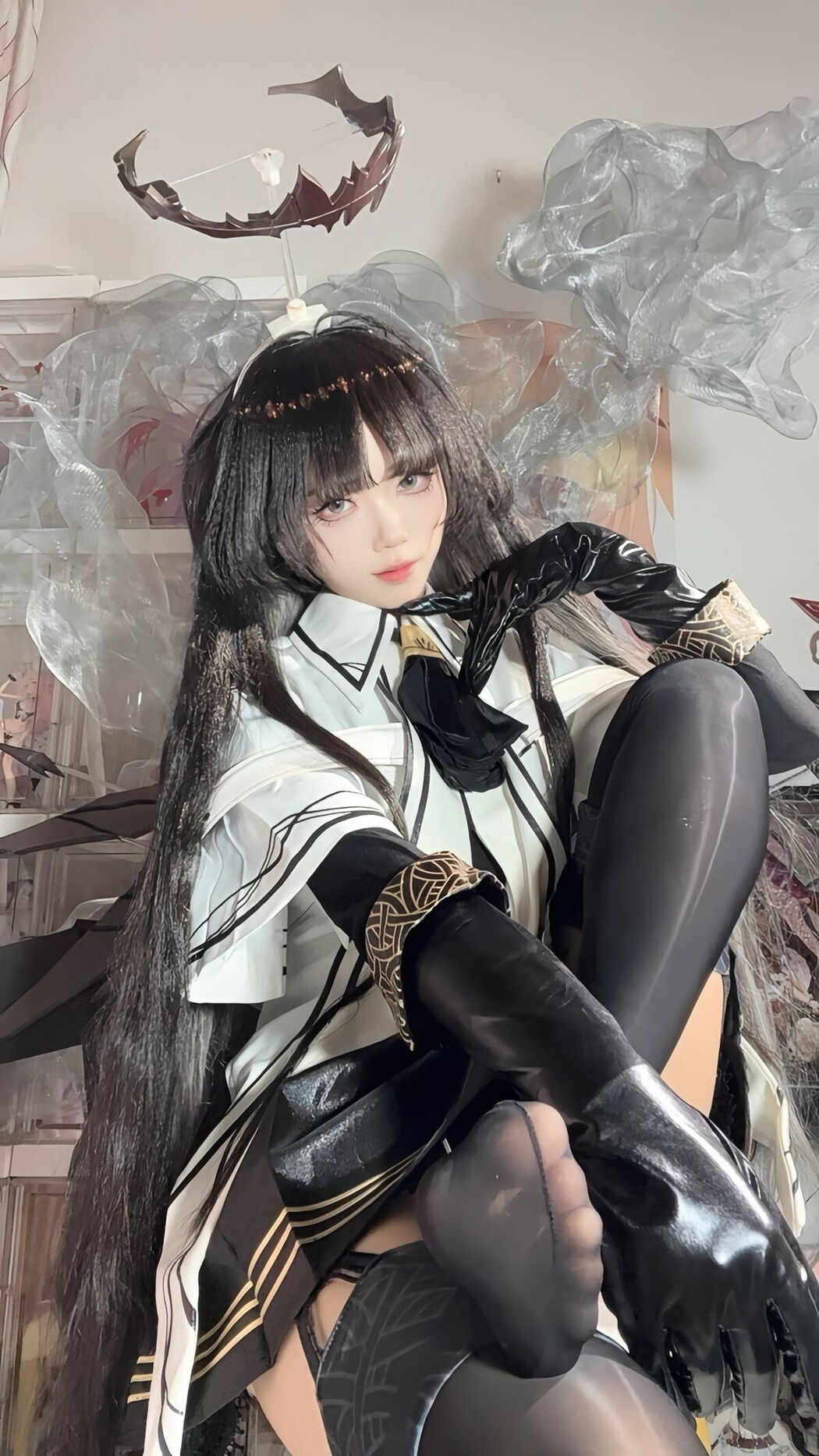 Coser@白栎Shirly – 明日方舟 阿尔图罗 Part01 (66P – 28V)