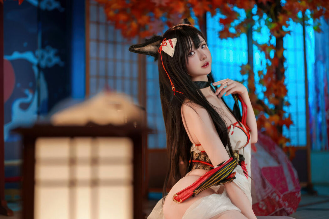 Coser@前野太太 – 碧蓝航线 天城泳装 (27P)