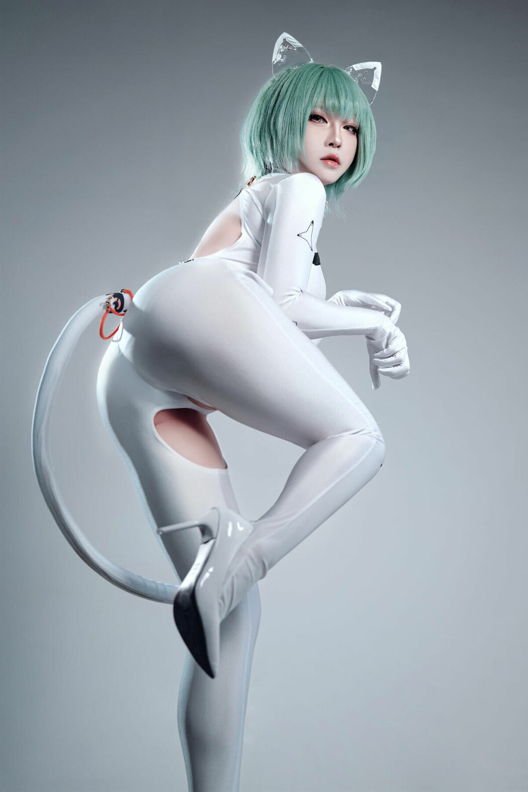 Coser@半半子 – 碧蓝航线 纳希莫夫 (39P)