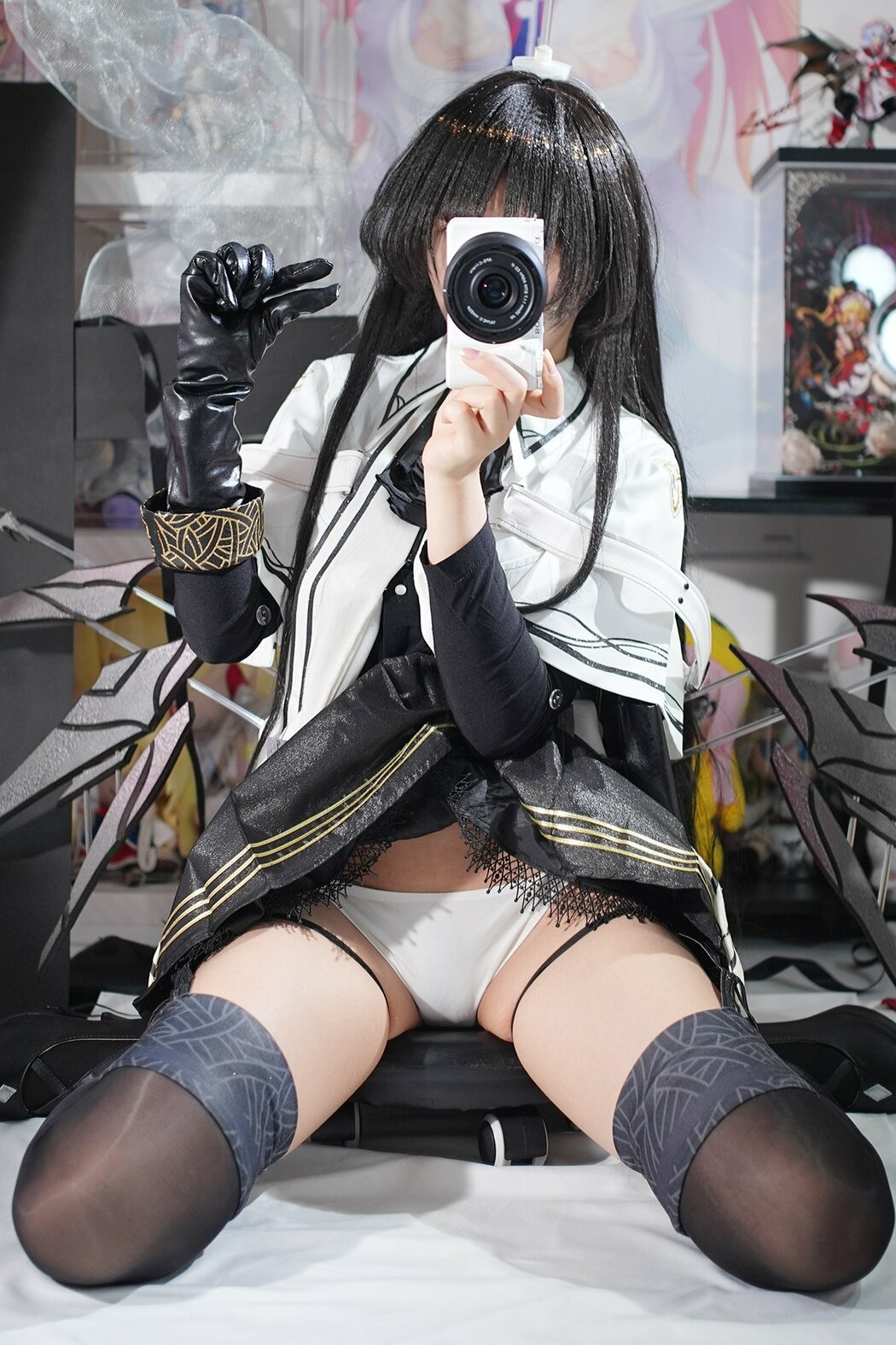 Coser@白栎Shirly – 明日方舟 阿尔图罗 Part02 (66P) Cover Photo