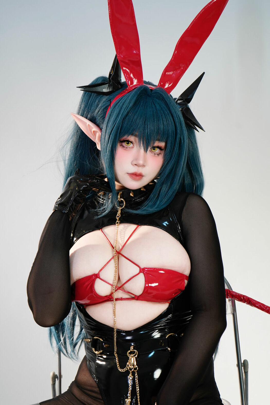 Coser@一只猫猫帽 – 雷根斯堡 Part01 (67P – 5V)