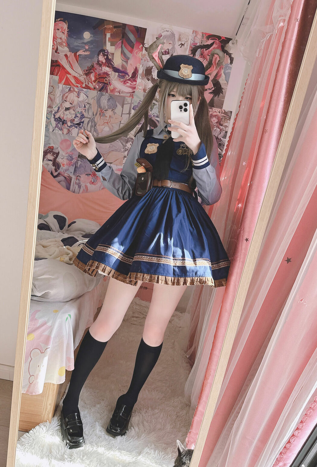 Coser@习呆呆 – ウサギ警官 (17P – 1V)