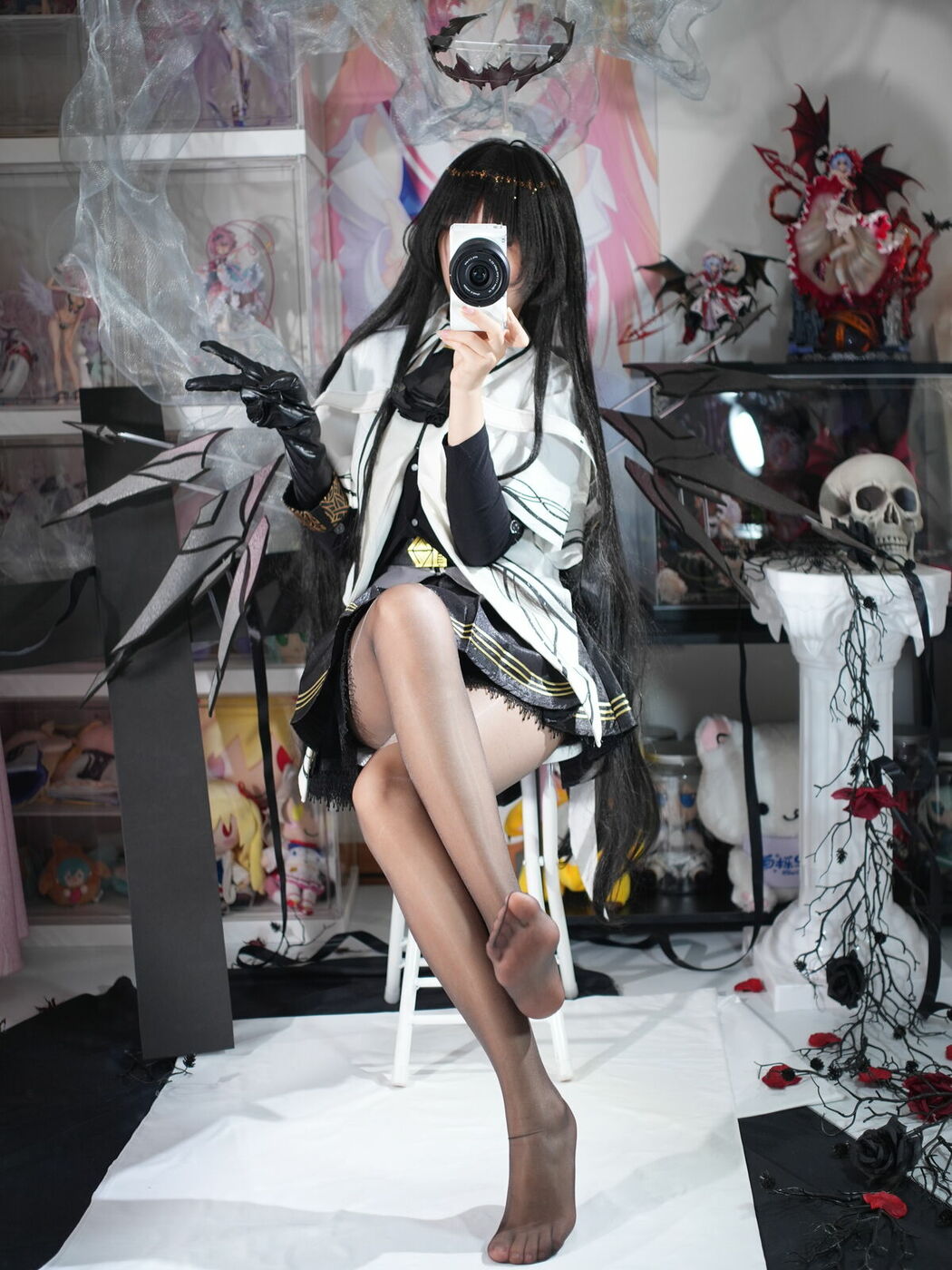 Coser@白栎Shirly – 明日方舟 阿尔图罗 Part01 (66P – 28V)