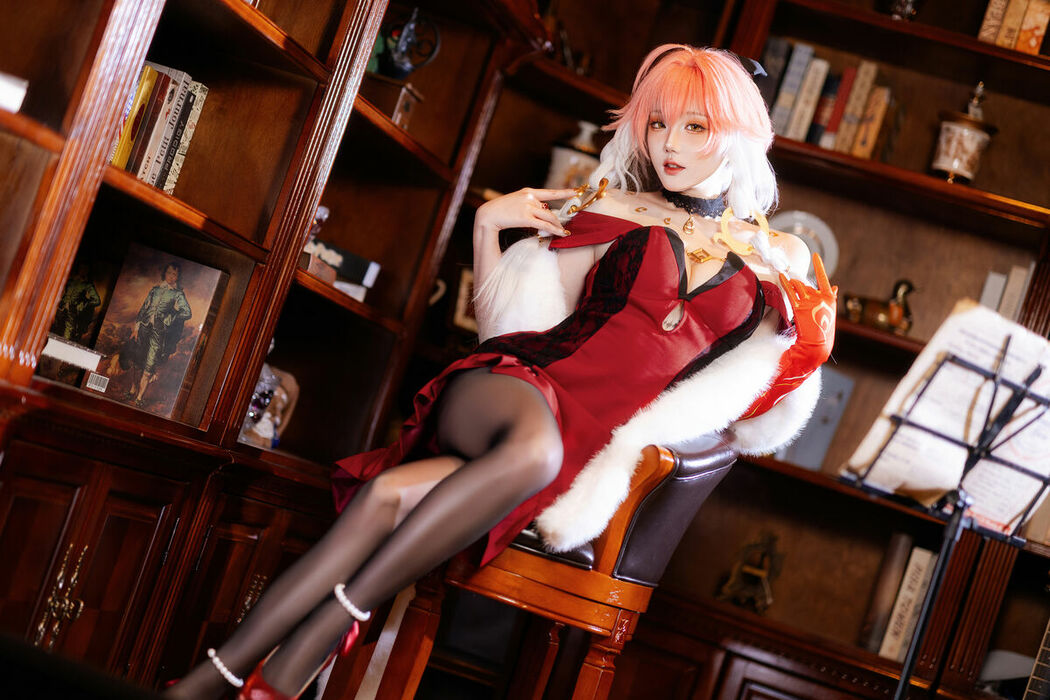 Coser@瓜希酱 – 长离必胜客 鸣潮 (19P)