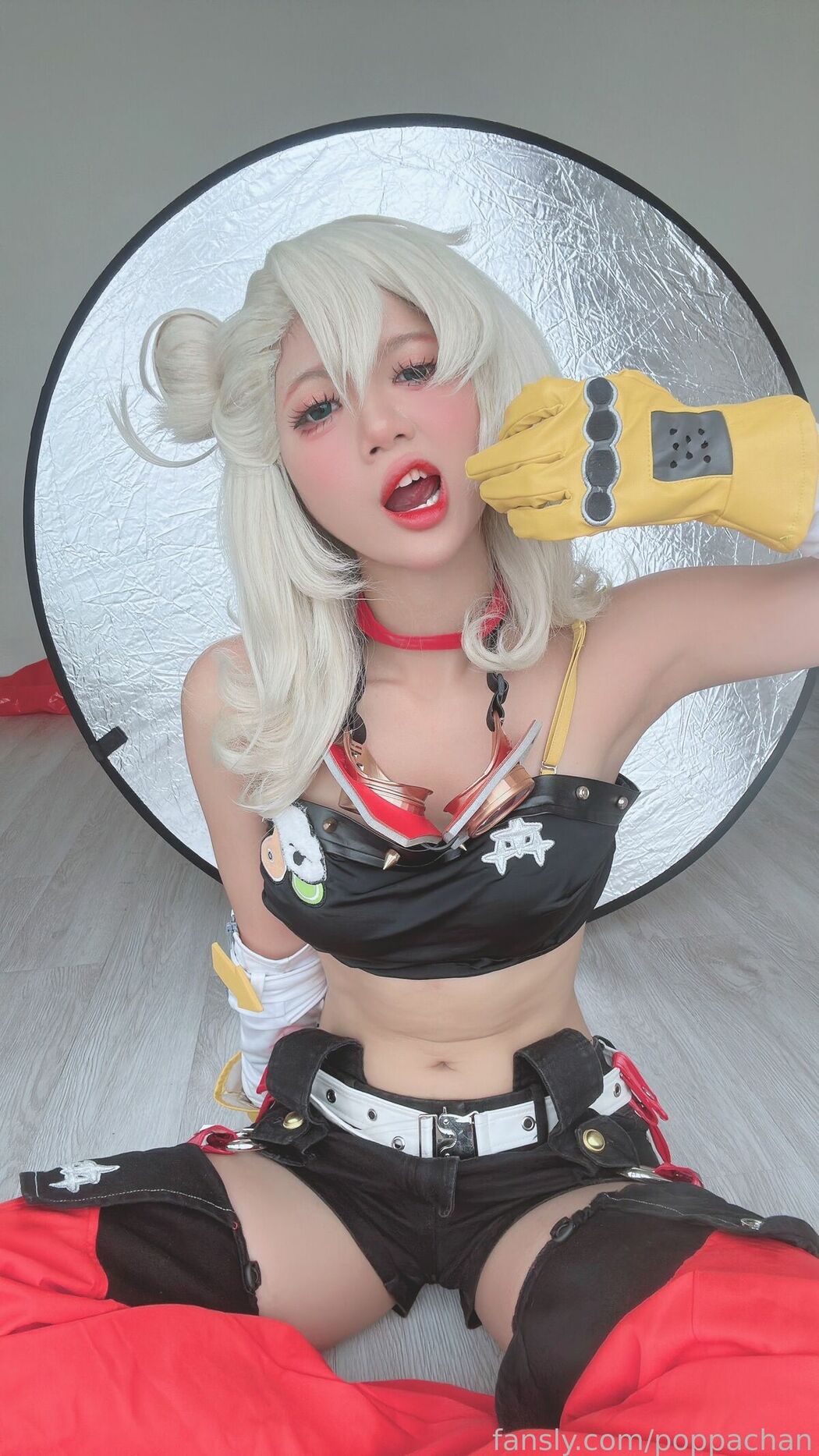 Coser@PoppaChan – 绝区零 派派 (28P – 11V)