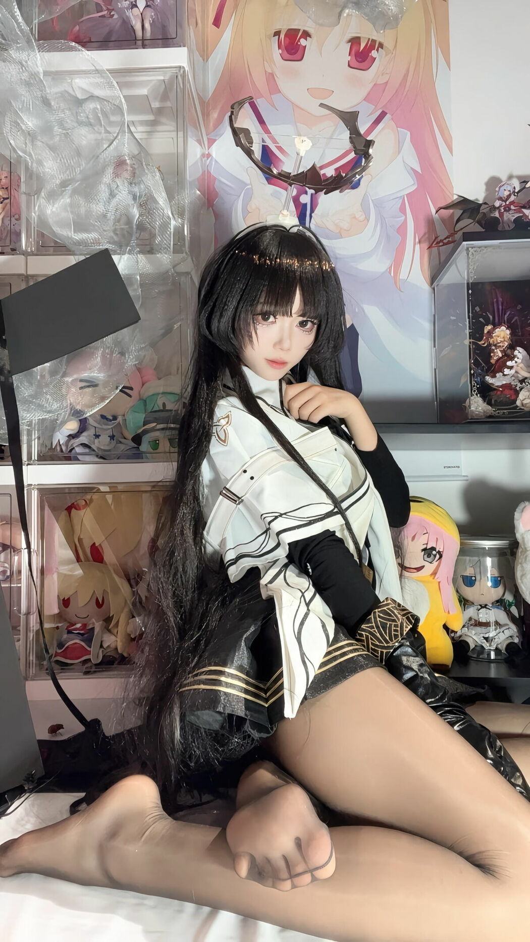 Coser@白栎Shirly – 明日方舟 阿尔图罗 Part01 (66P – 28V)