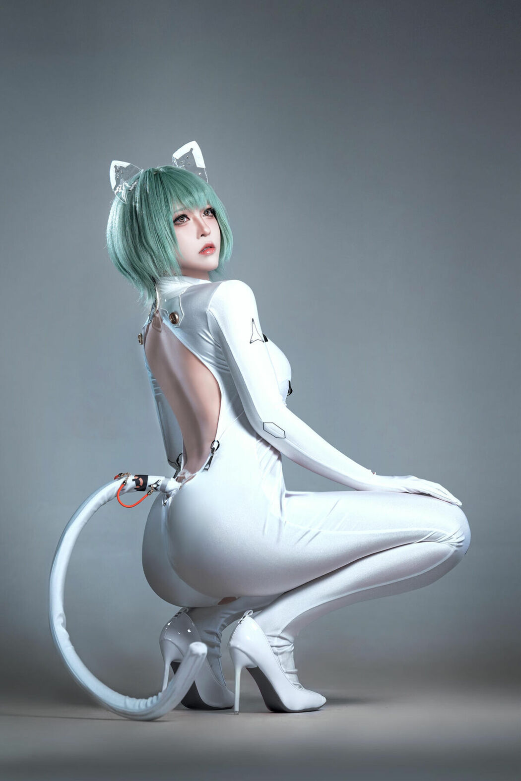 Coser@半半子 – 碧蓝航线 纳希莫夫 (39P)