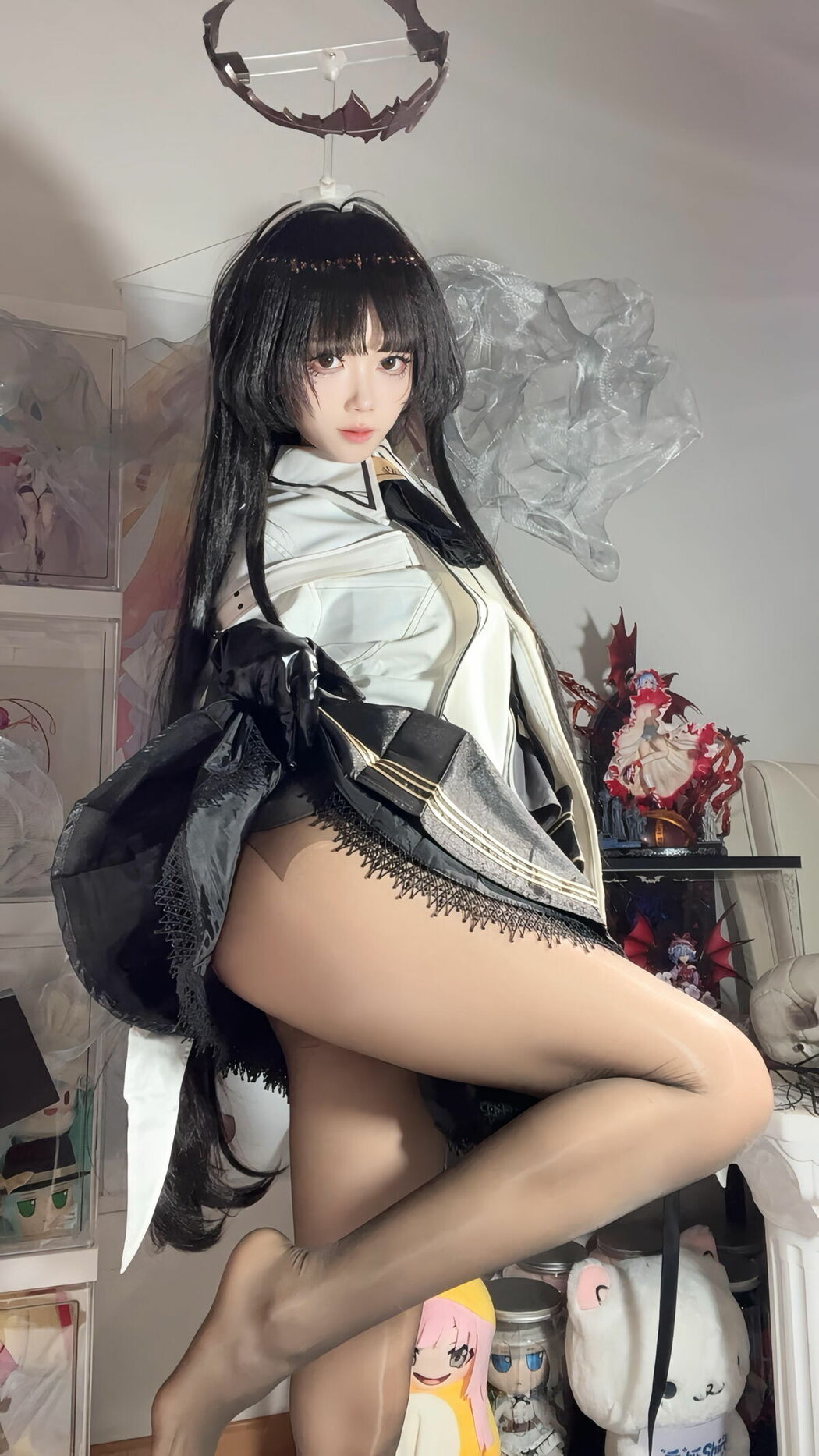 Coser@白栎Shirly – 明日方舟 阿尔图罗 Part01 (66P – 28V)