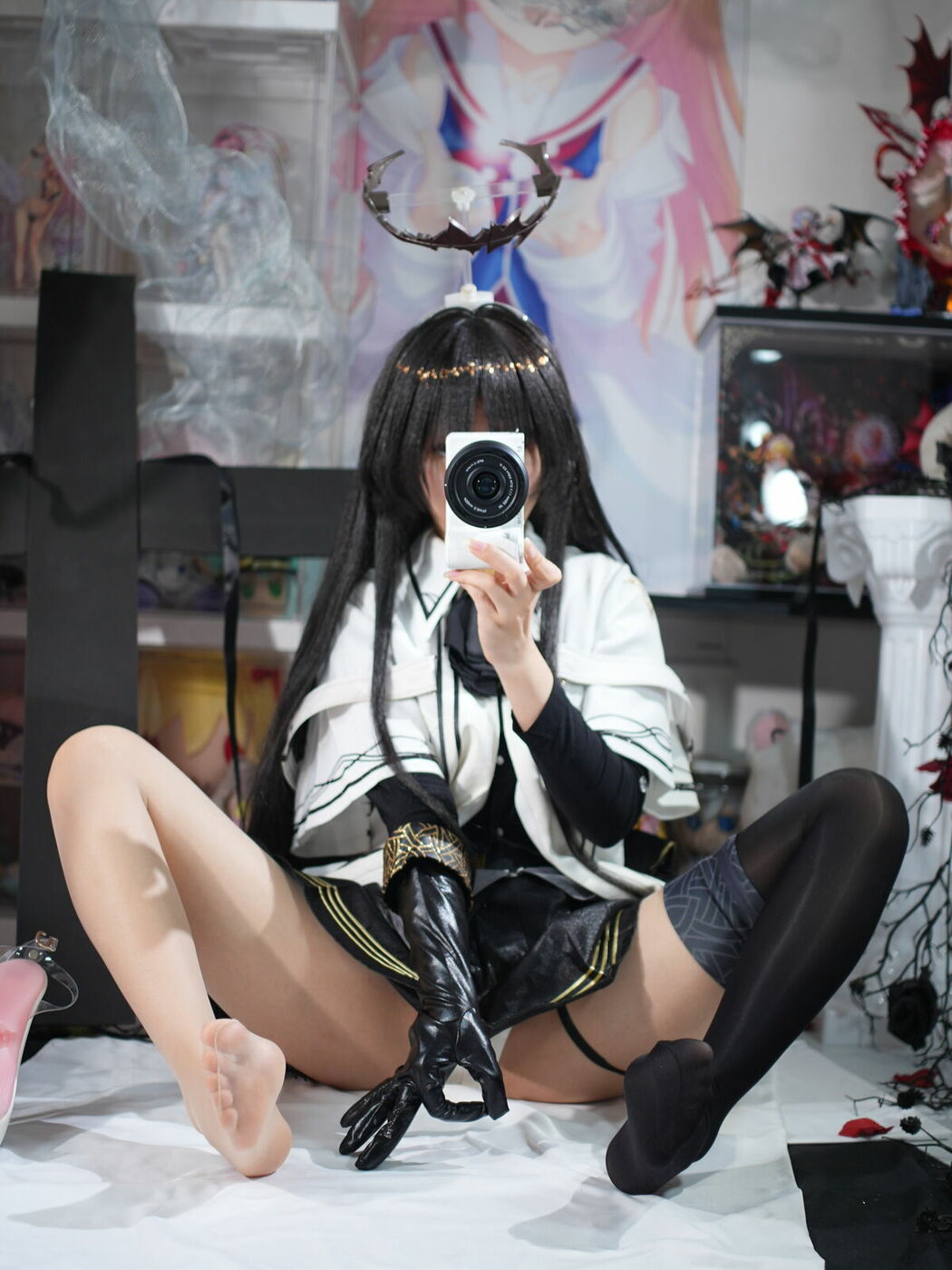 Coser@白栎Shirly – 明日方舟 阿尔图罗 Part01 (66P – 28V)