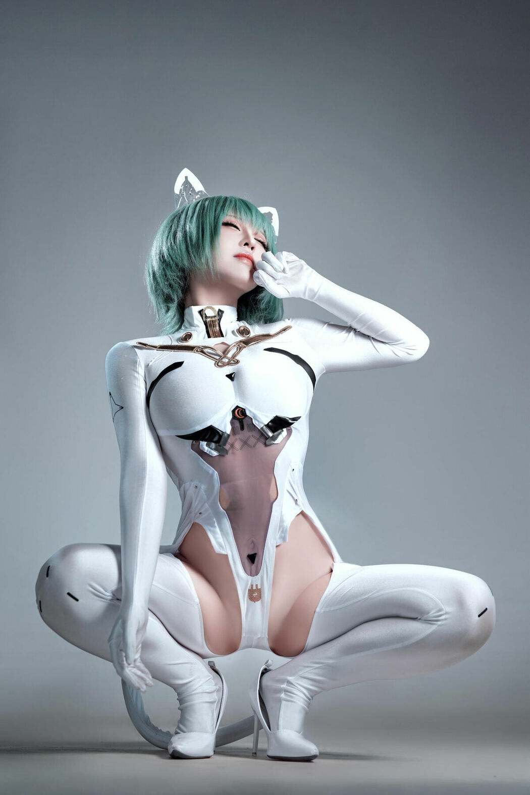 Coser@半半子 – 碧蓝航线 纳希莫夫 (39P)