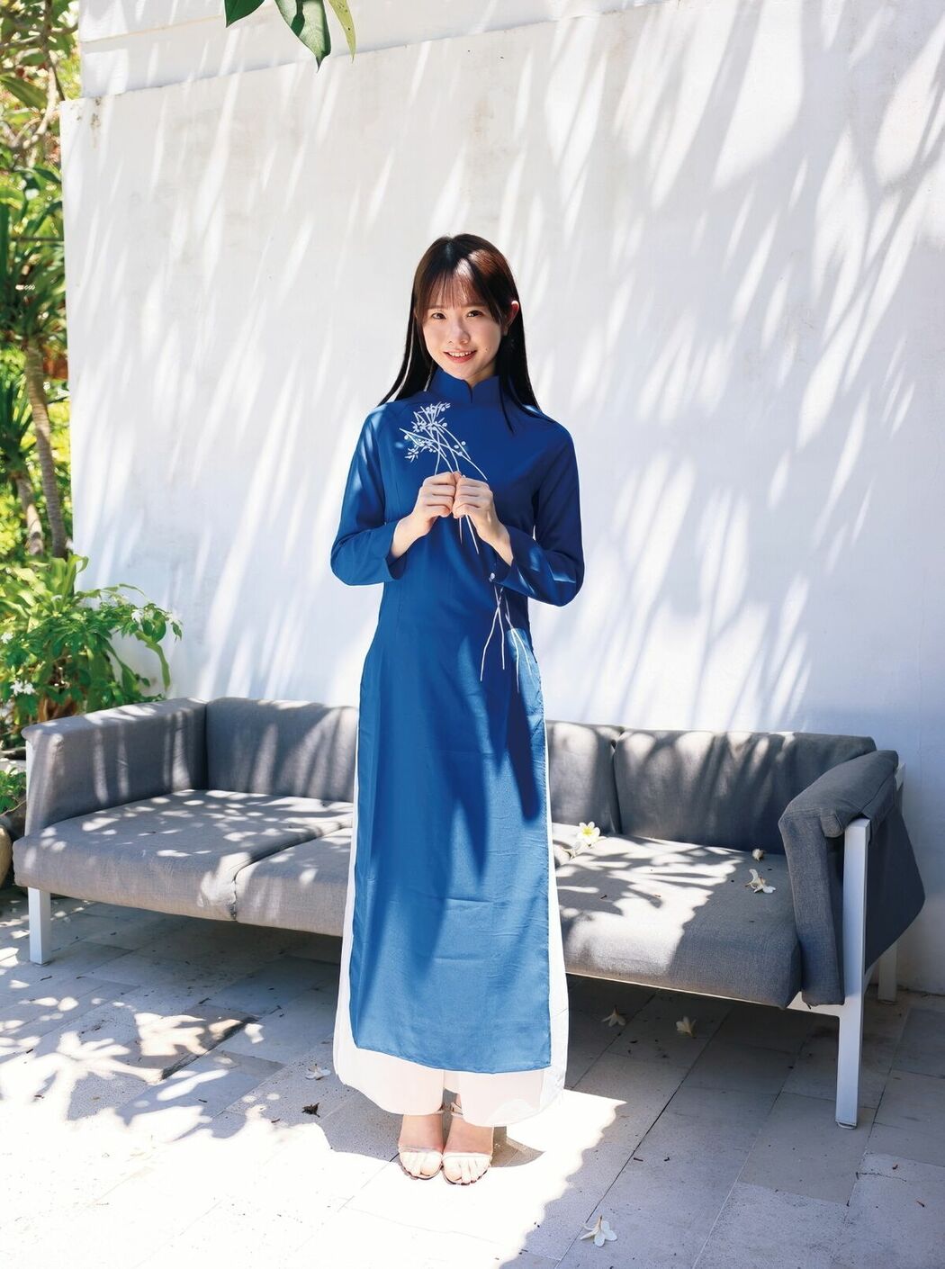 JP Emika Shirakami 白上咲花 – 1st.写真集 Emicul1st Part02 (49P)