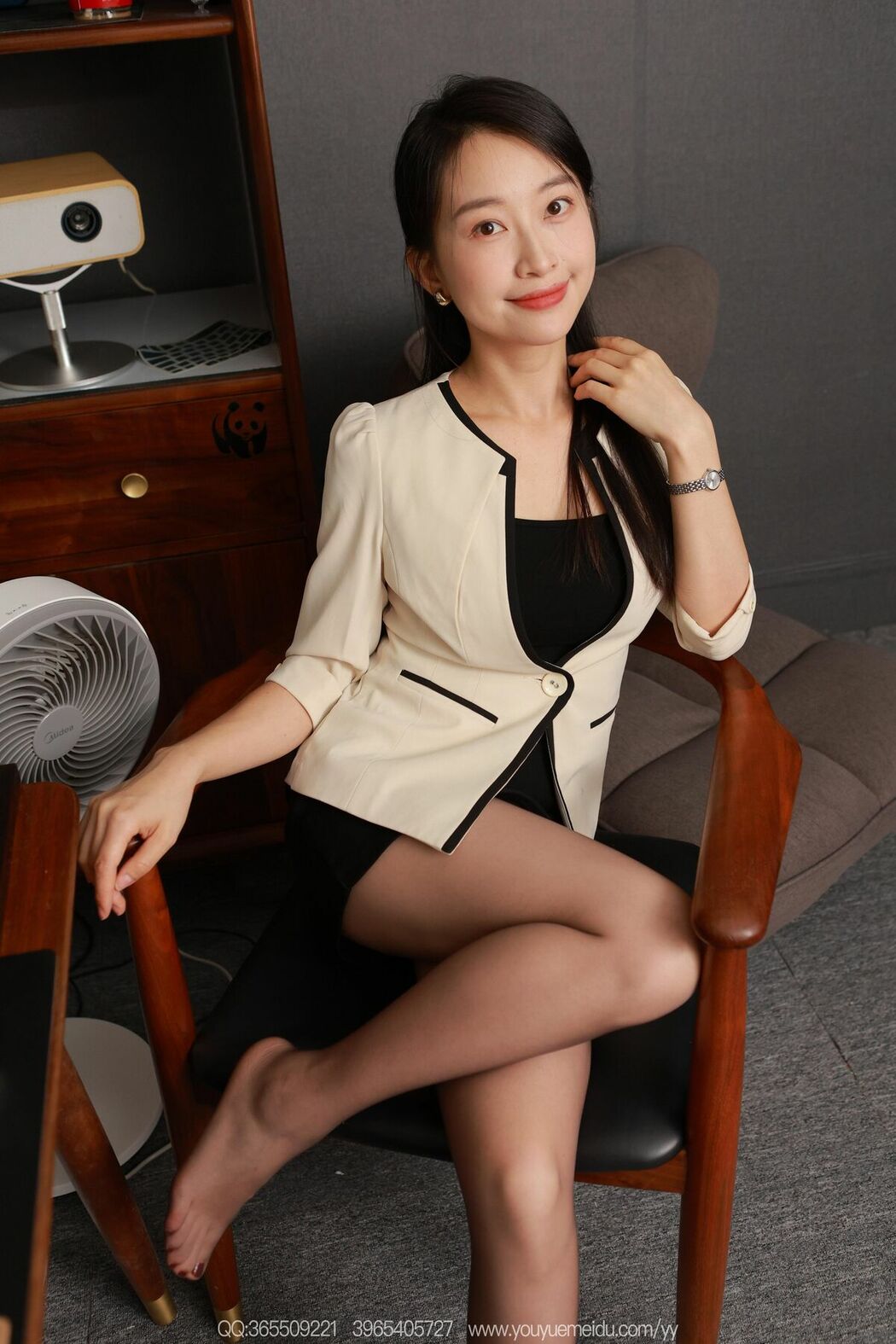 IESS异思趣向 SXJ No.2196 Xiao Jie Part02 (53P)