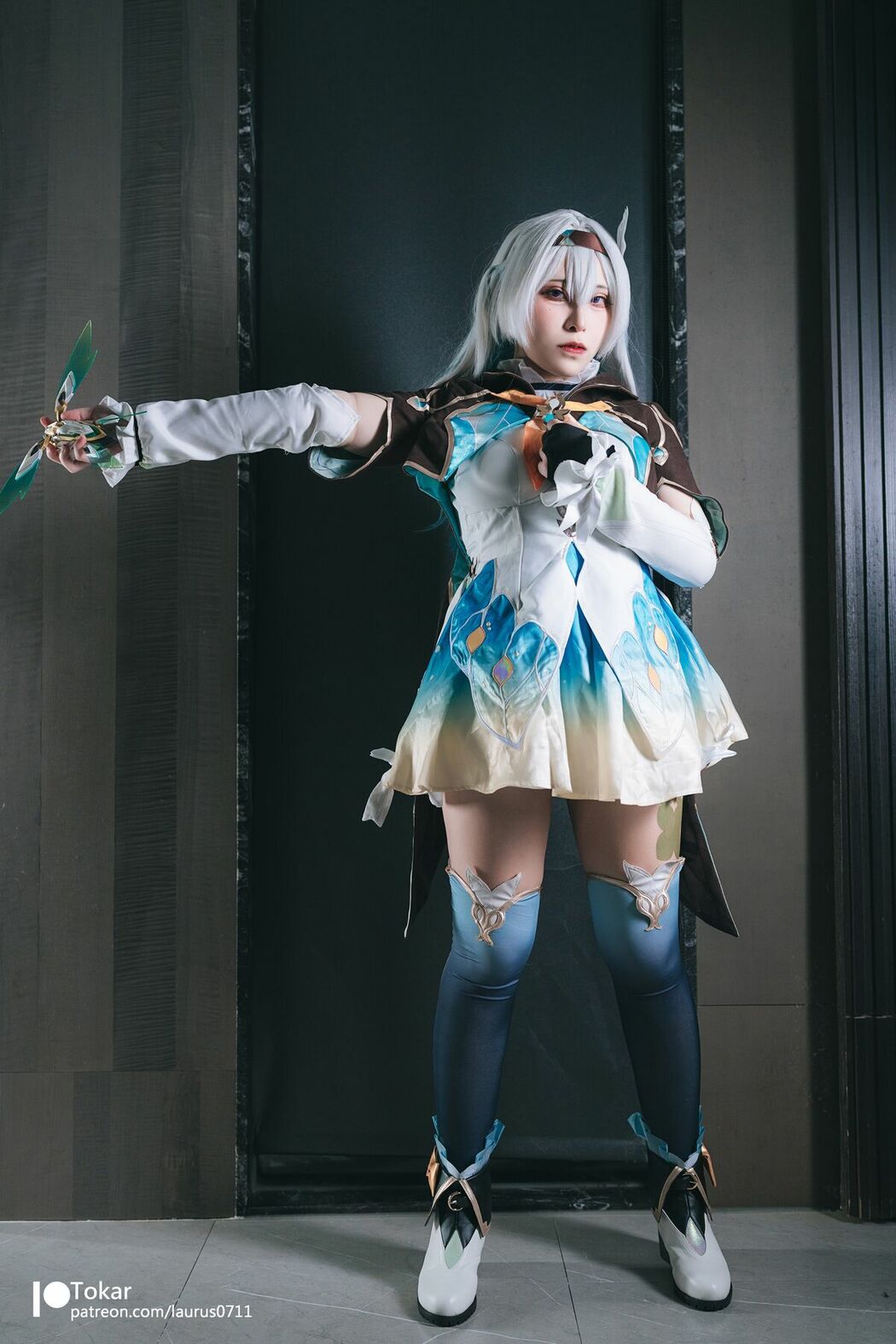 Coser@Tokar浵卡 – 崩坏星轨 萤火虫 (30P – 2V)