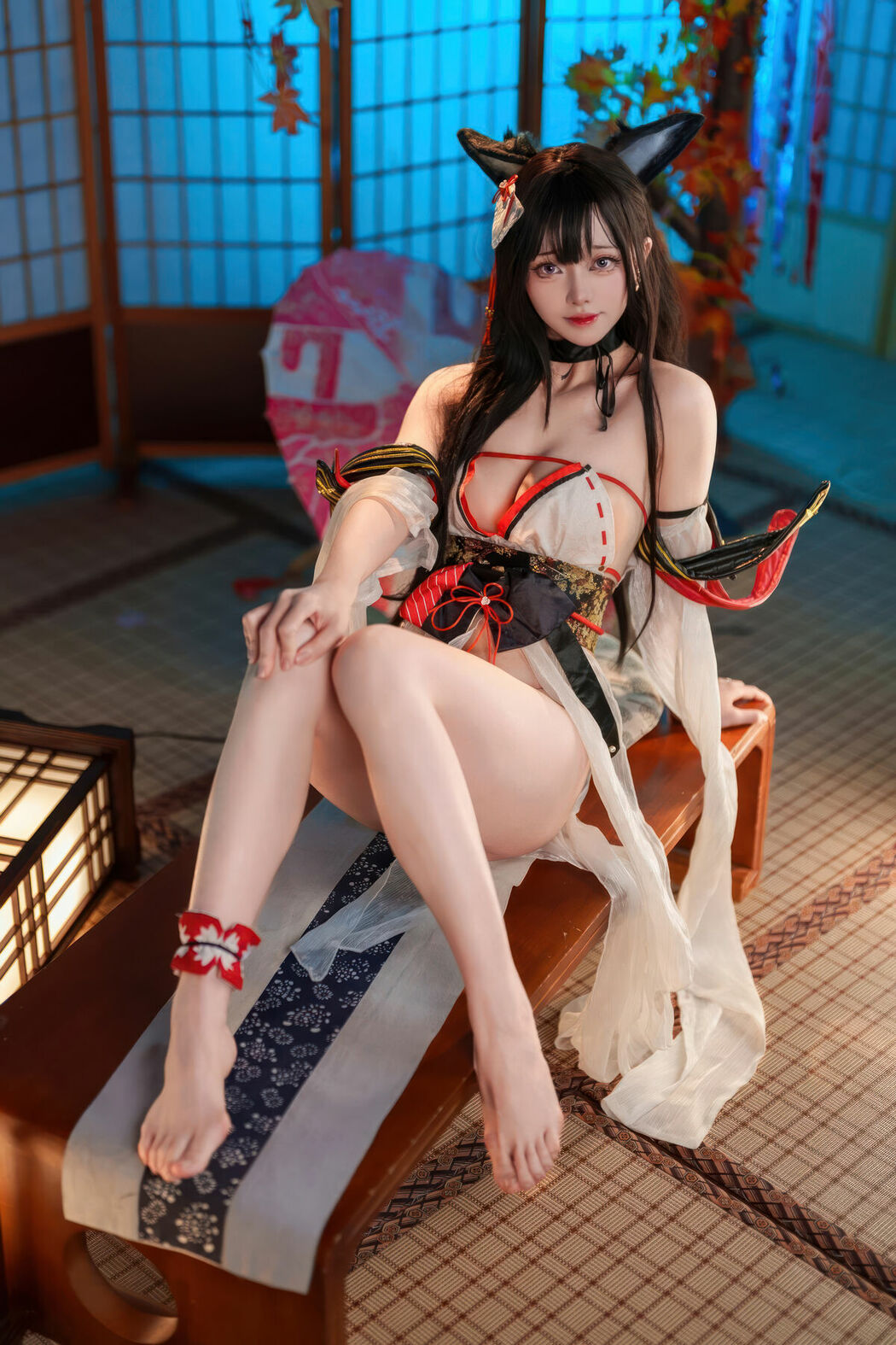 Coser@前野太太 – 碧蓝航线 天城泳装 (27P)