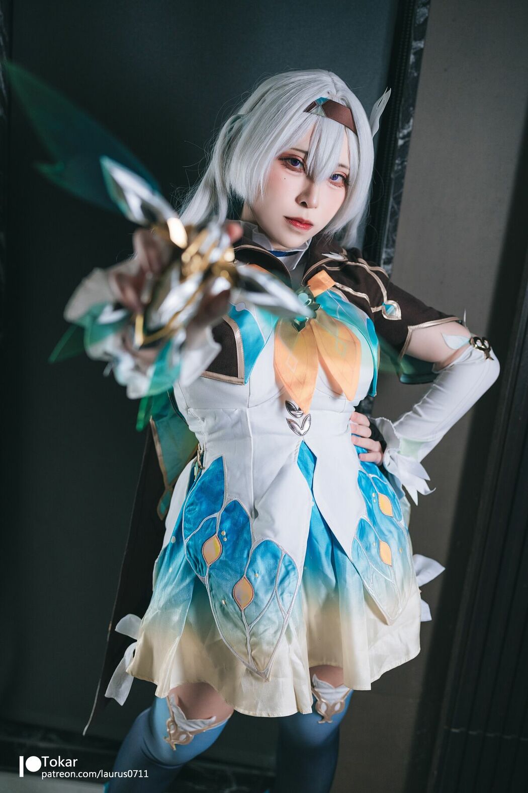 Coser@Tokar浵卡 – 崩坏星轨 萤火虫 (30P – 2V)