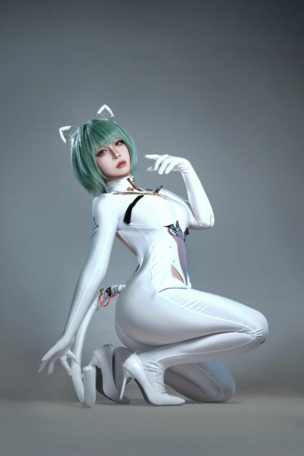 Coser@半半子 – 碧蓝航线 纳希莫夫 (39P)