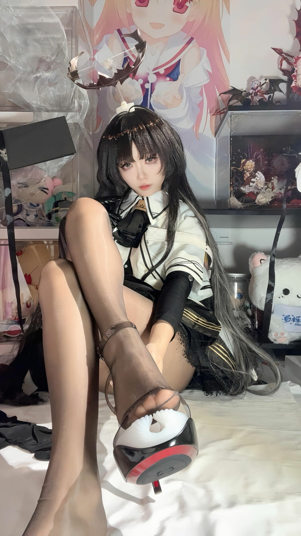 Coser@白栎Shirly – 明日方舟 阿尔图罗 Part01 (66P – 28V)