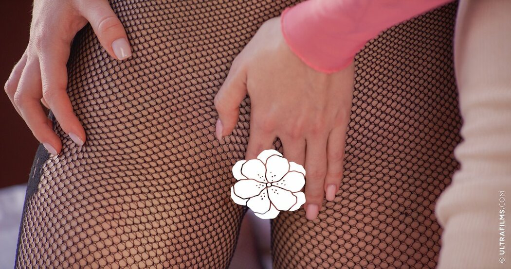 UltraFilms Bella Spark And Cherry Candle – Afternoon Seduction