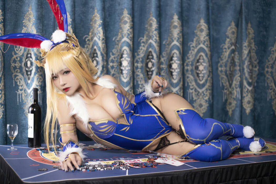 Coser@洛璃LoLiSAMA – FGO 白枪呆兔女郎 (58P)