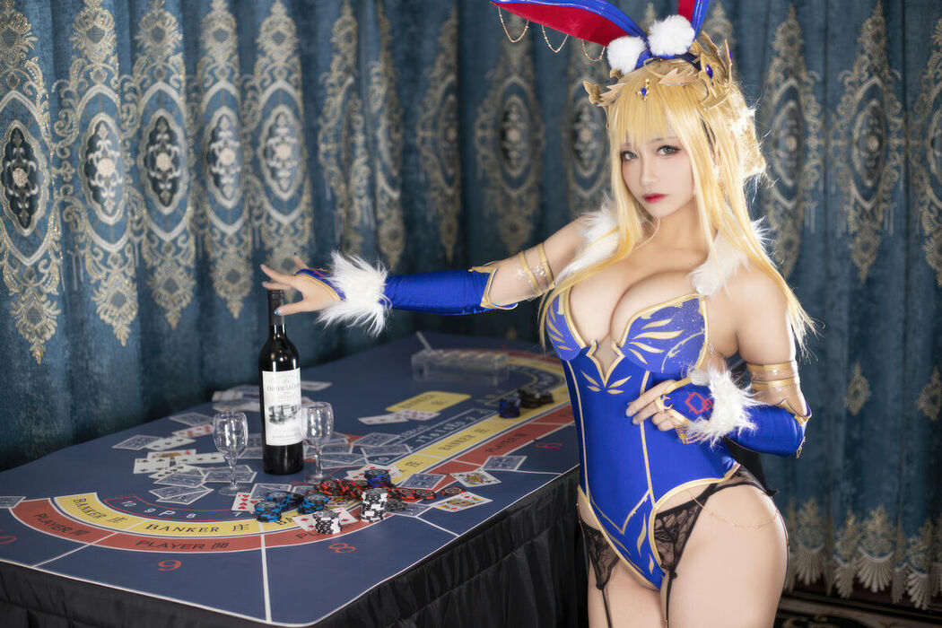 Coser@洛璃LoLiSAMA – FGO 白枪呆兔女郎 (58P)