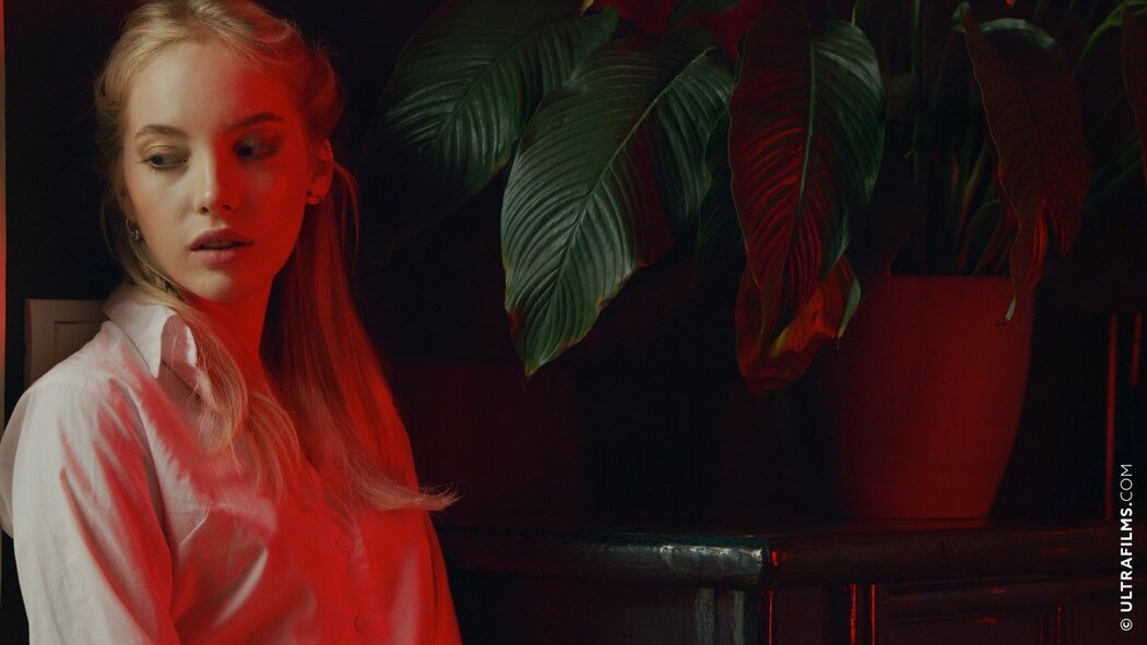 UltraFilms Amelia Riven And Bella Spark – Magic Of Night Part1