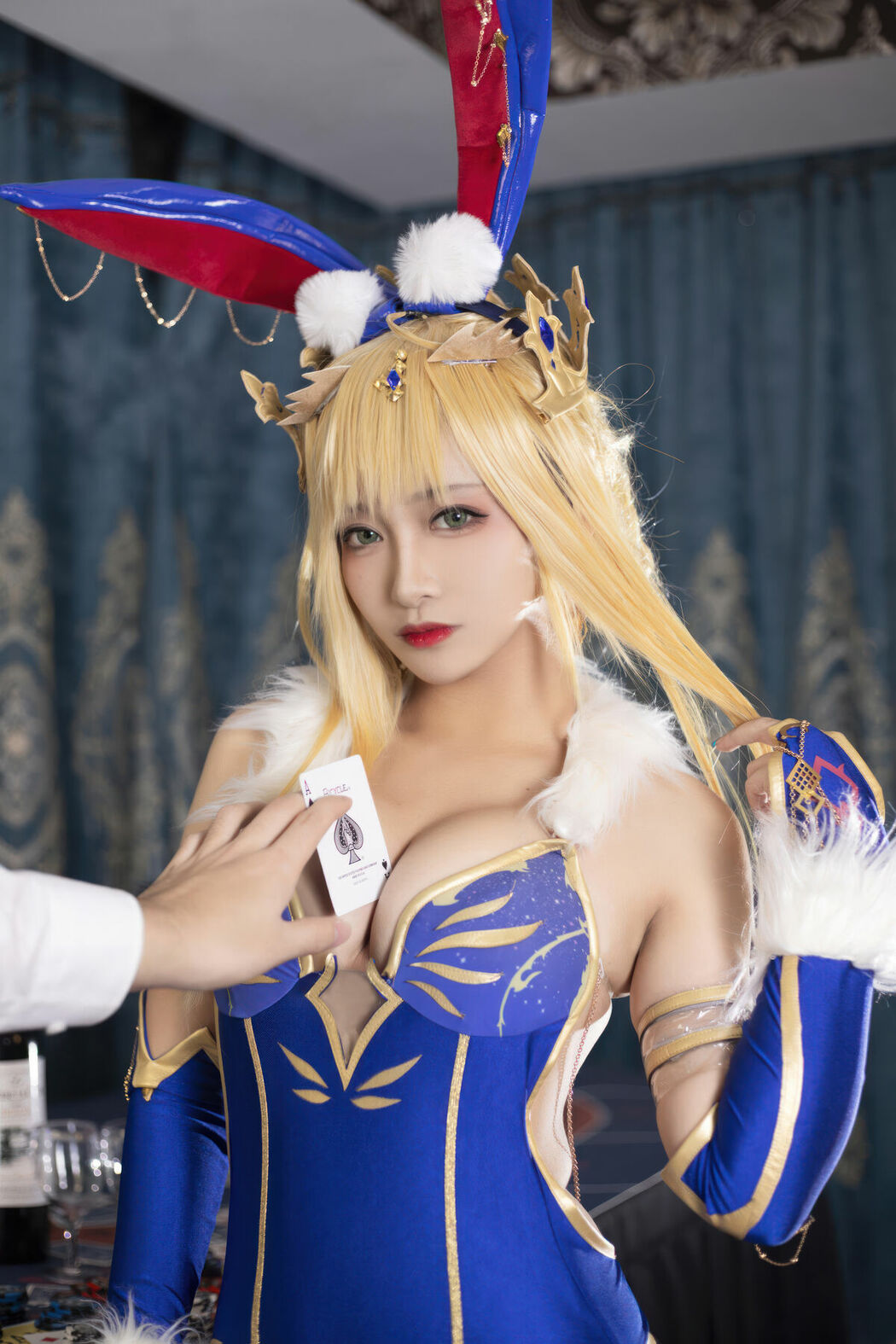 Coser@洛璃LoLiSAMA – FGO 白枪呆兔女郎 (58P)