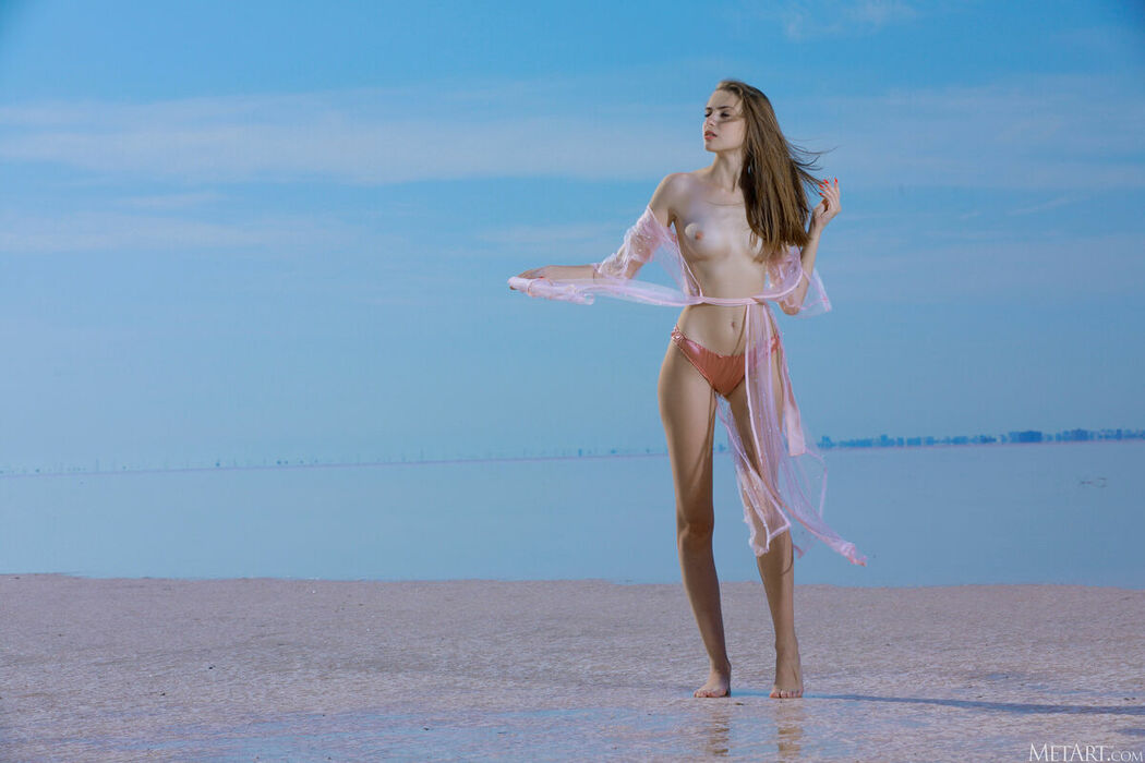 MetArt Elle Tan – Tranquil Ocean Part01 (59P)