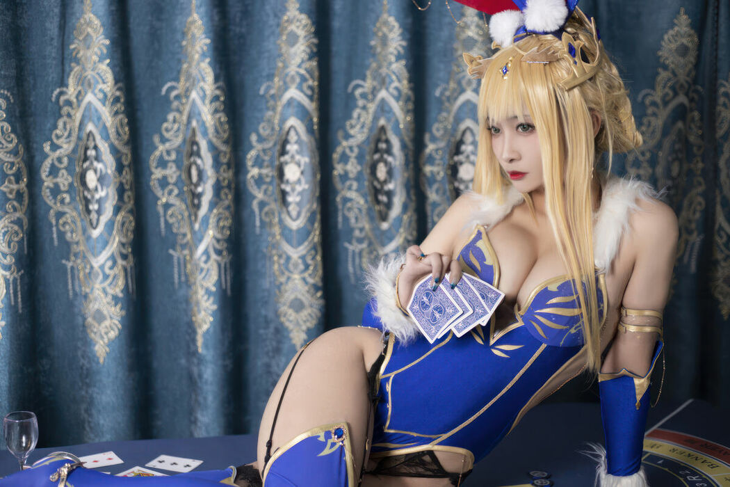 Coser@洛璃LoLiSAMA – FGO 白枪呆兔女郎 (58P)