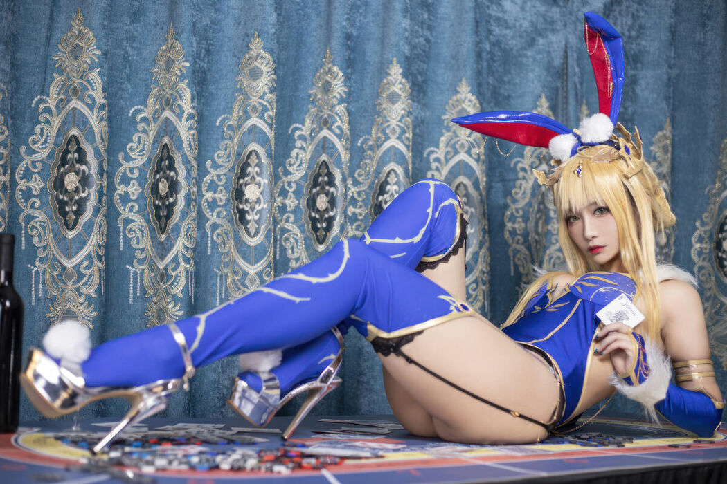 Coser@洛璃LoLiSAMA – FGO 白枪呆兔女郎 (58P)
