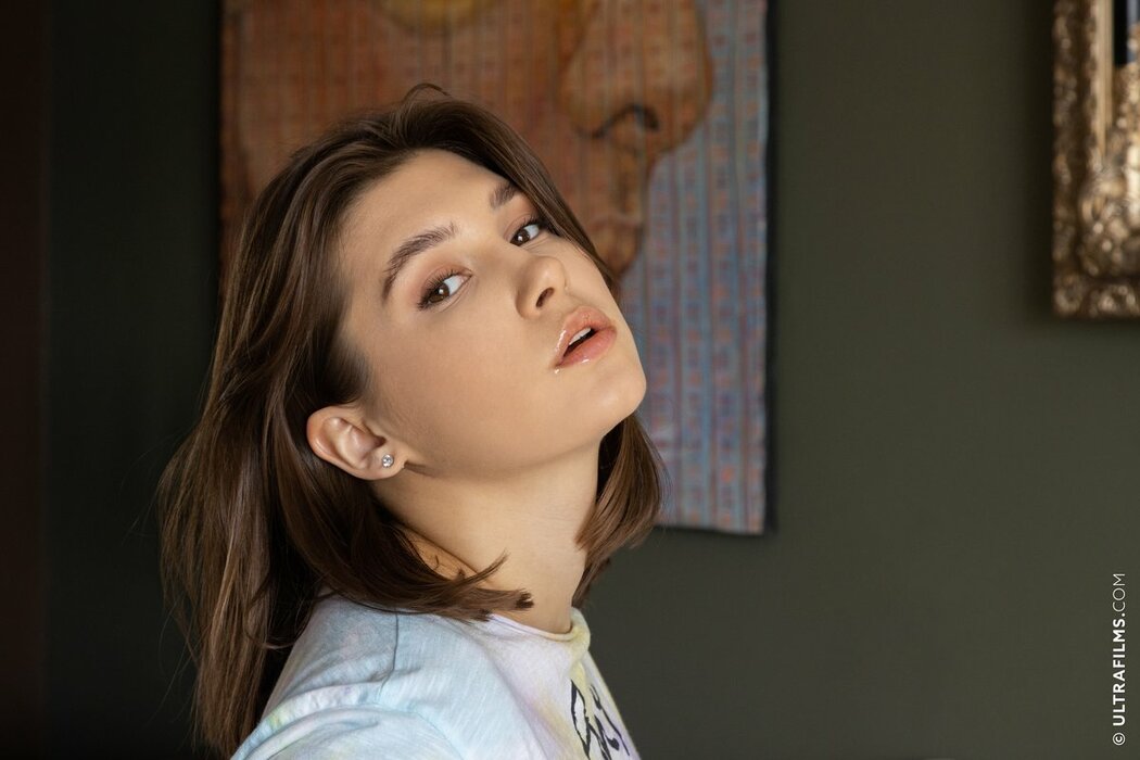 UltraFilms Ellie Luna – Silent Reflections