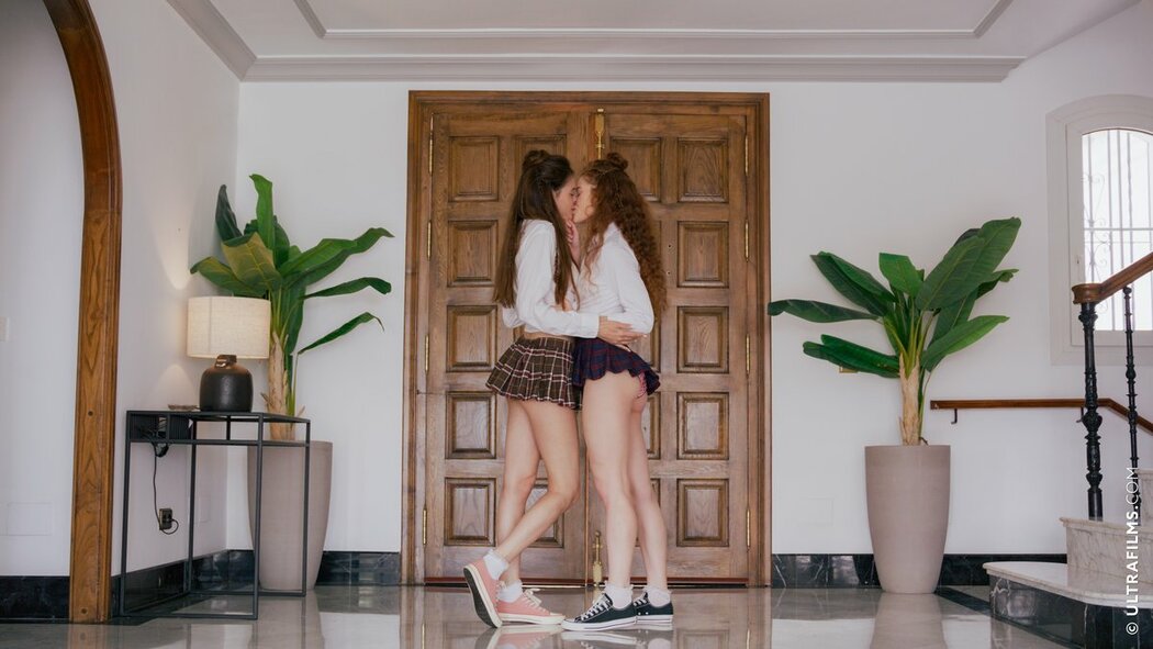 UltraFilms Kinsley White And Sofilie – Hotties In Love